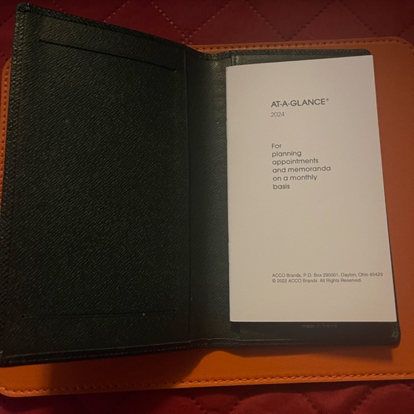 Louis Vuitton Monogram Pocket Agenda Cover - Picture 2 of 3